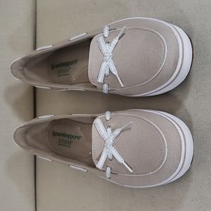 GRASSHOPPERS SLIP ON SHOES BFPM-07-051
